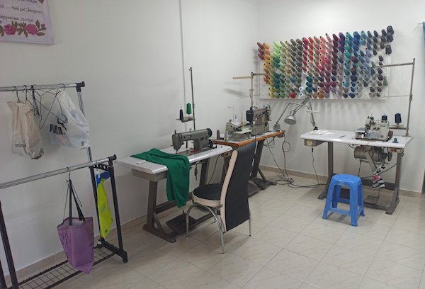 Ella Sewing Studio - Επιδιορθώσεις ρούχων